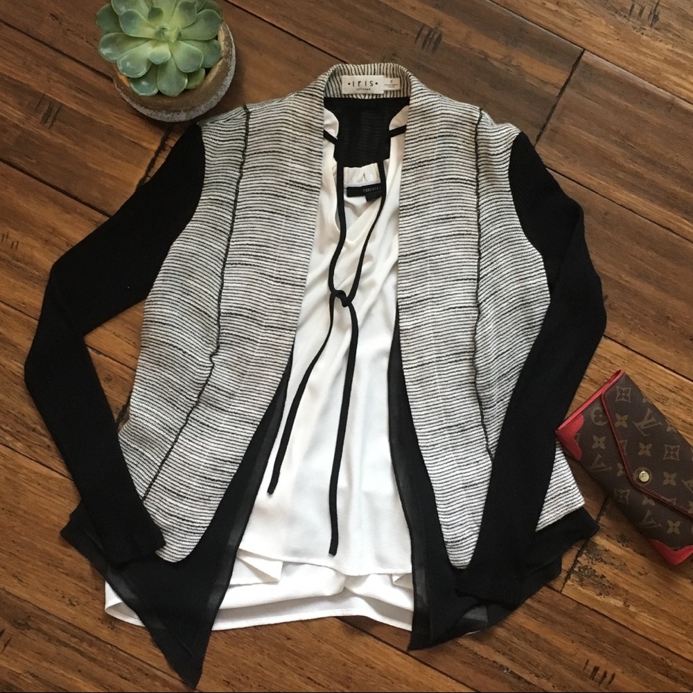 Iris Cardigan